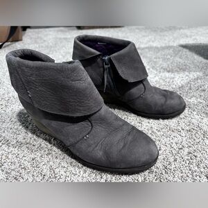 North Face Women's Gray Ankle Waterproof Boots